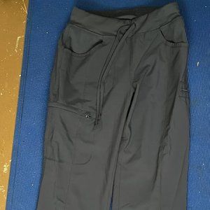 Cherokee Infinity Scrubs Size XS